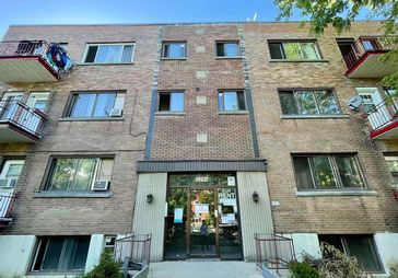 3295 Rue Goyer Large 4.5 for Rent near UdeM