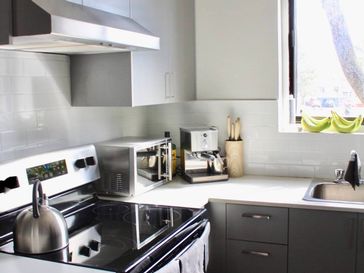 Beautiful 4.5 small but renovated with Fridge and Stove! Available Now!