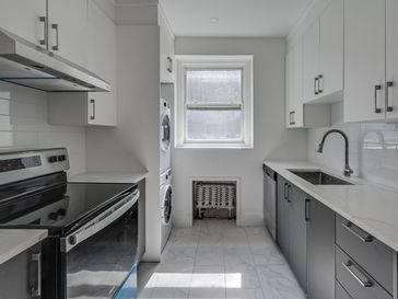 Brand new 4.5 with all Brand new appliances Inc! Heat + Water Inc!