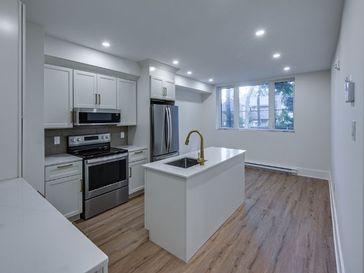 Brand new 3 Beds / 2 Baths with all major appliances Inc! Fully Reno!
